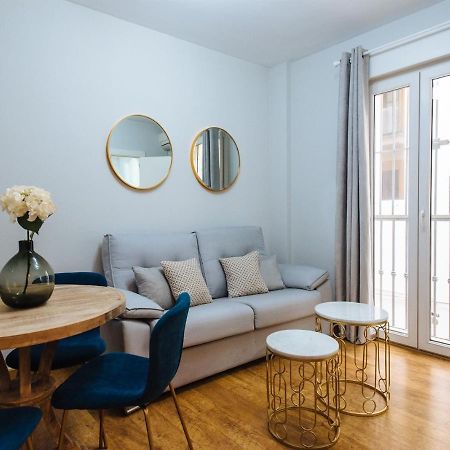 Feijoo Suite Apartment Séville Extérieur photo