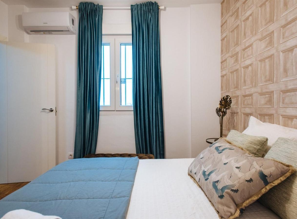 Feijoo Suite Apartment Séville Extérieur photo